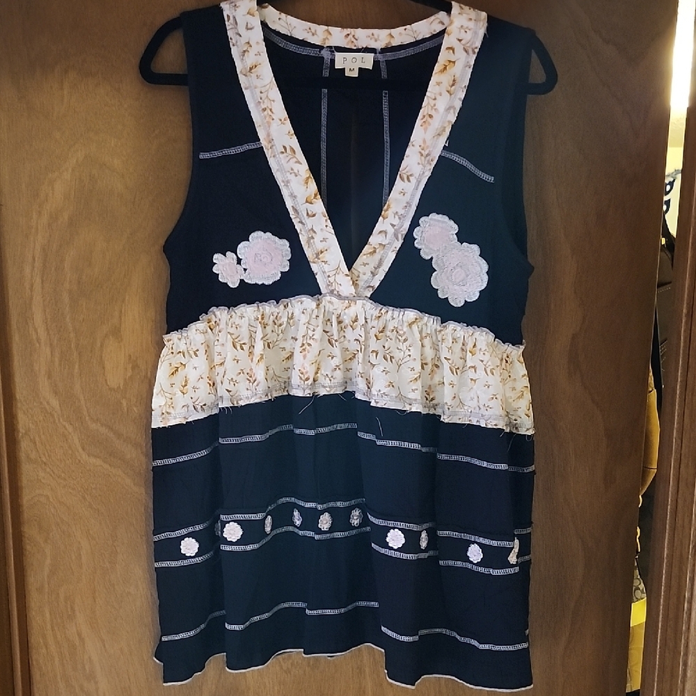 POL Women's Floral Embroidered Sleeveless Top - Black and Cream